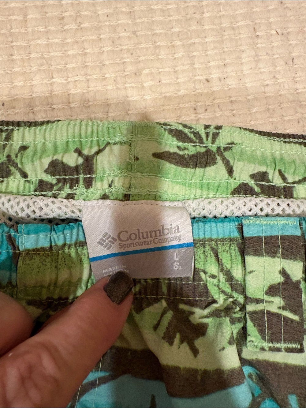 Columbia Men’s Lime Green and Teal Printed Hybrid Shorts